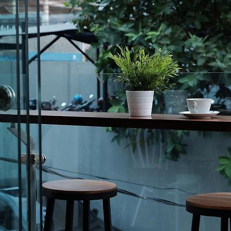Flat06.Tendean Джакарта Экстерьер фото